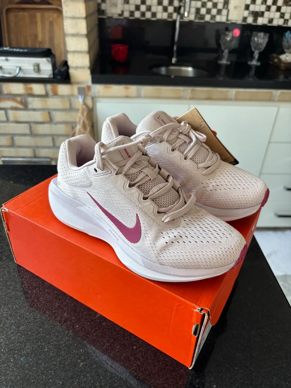 WMNS NIKE AIR WINFLO 11 - NOVO - Foto 2