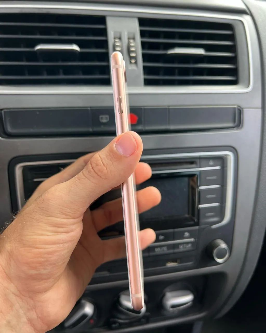 IPHONE 8 PLUS GOLD  - Foto 5
