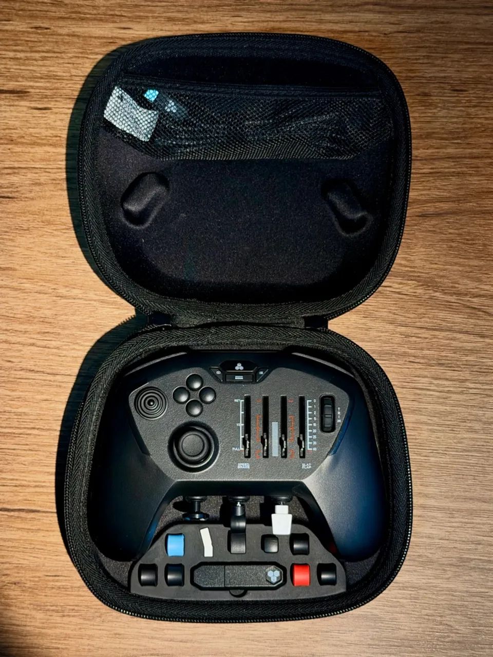 Honeycomb Echo Aviation Controller - Flight Simulator 