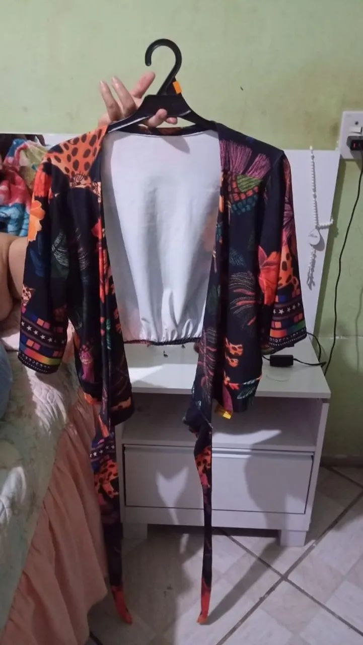 Vende-se blusinha 