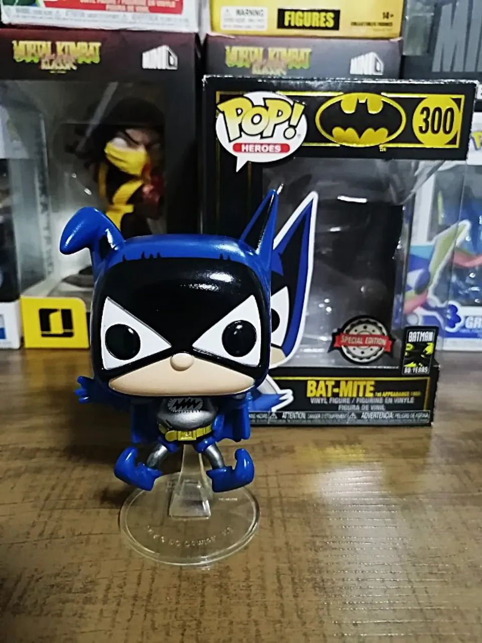 Funko Pop! Bat-Mite - Pop Original #300 - Special Edition - Foto 2