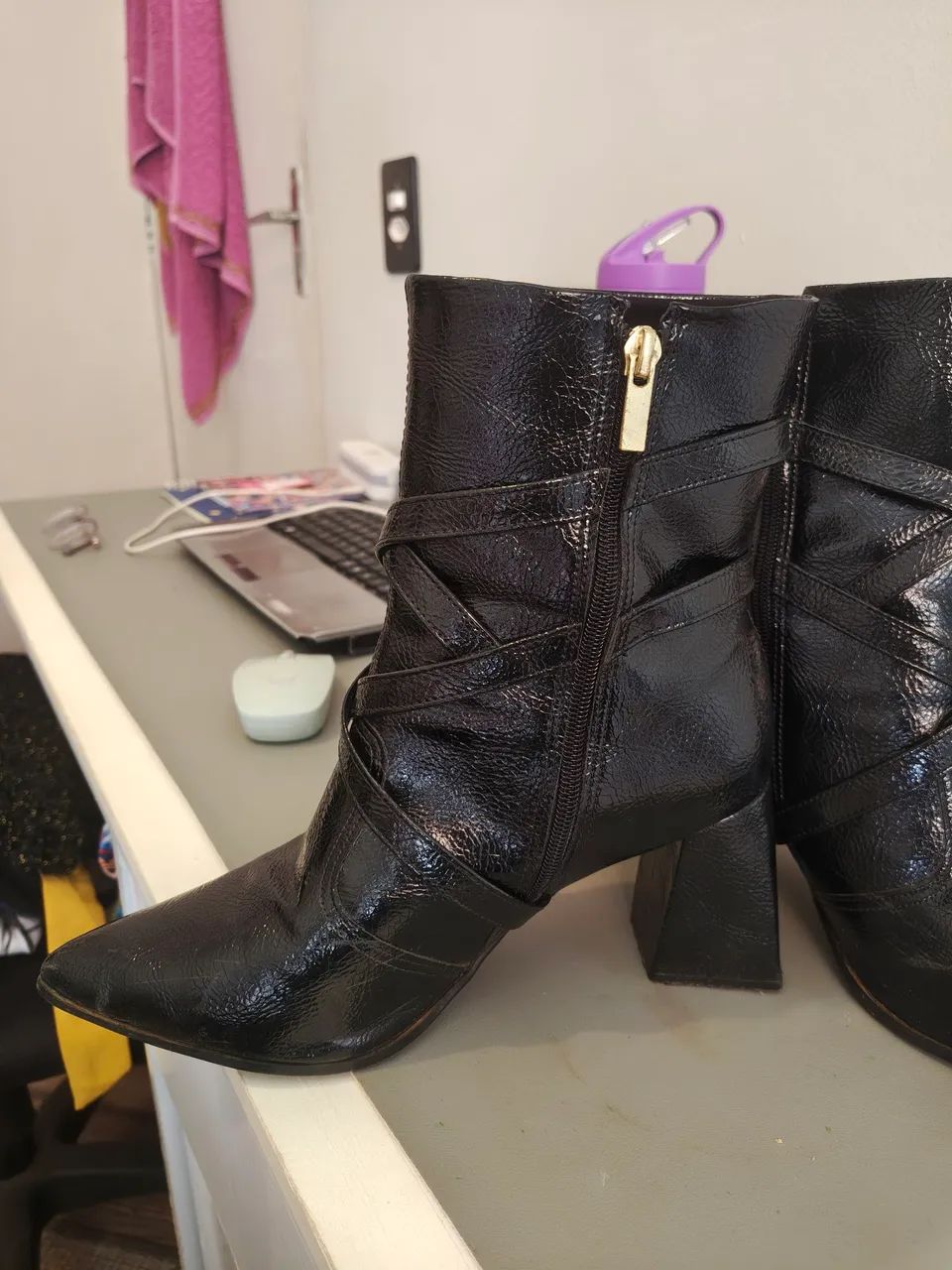 Bota preta marca  Bebecê  - Foto 4