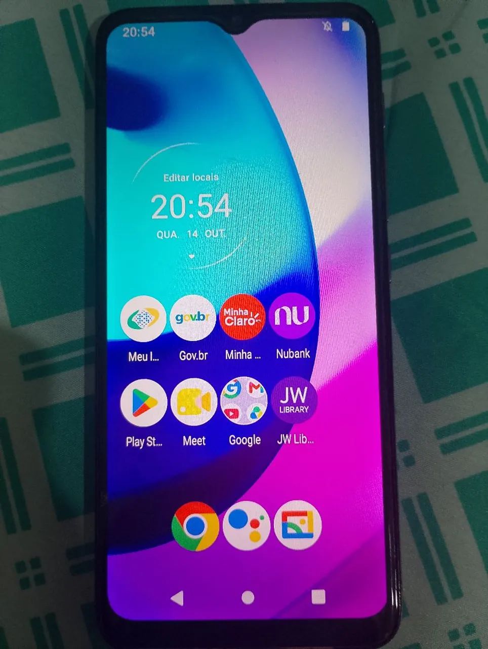 Celular moto e20 tudo funcionando/ ok.