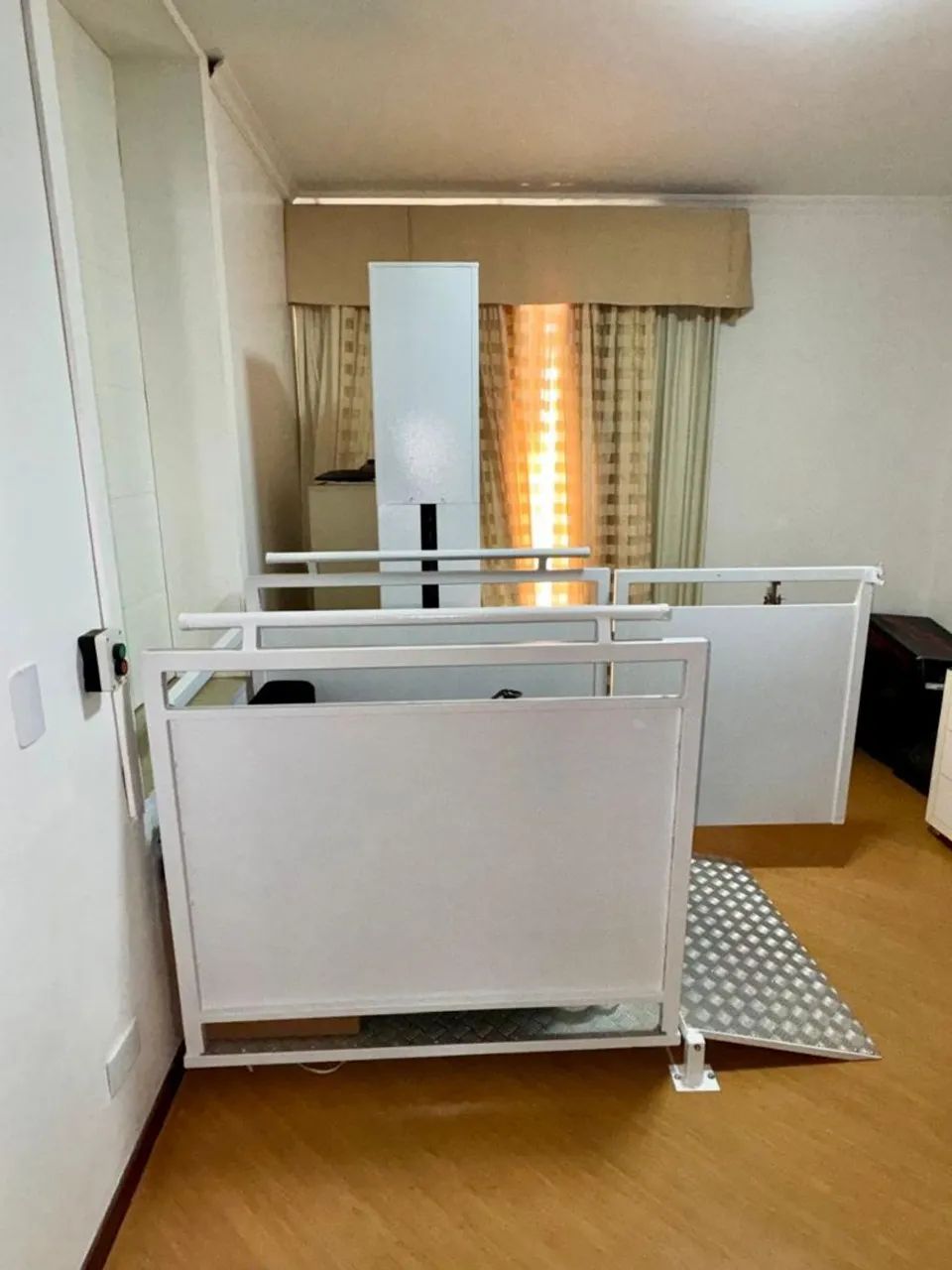Plataforma para acessibilidade semi nova   - Foto 5