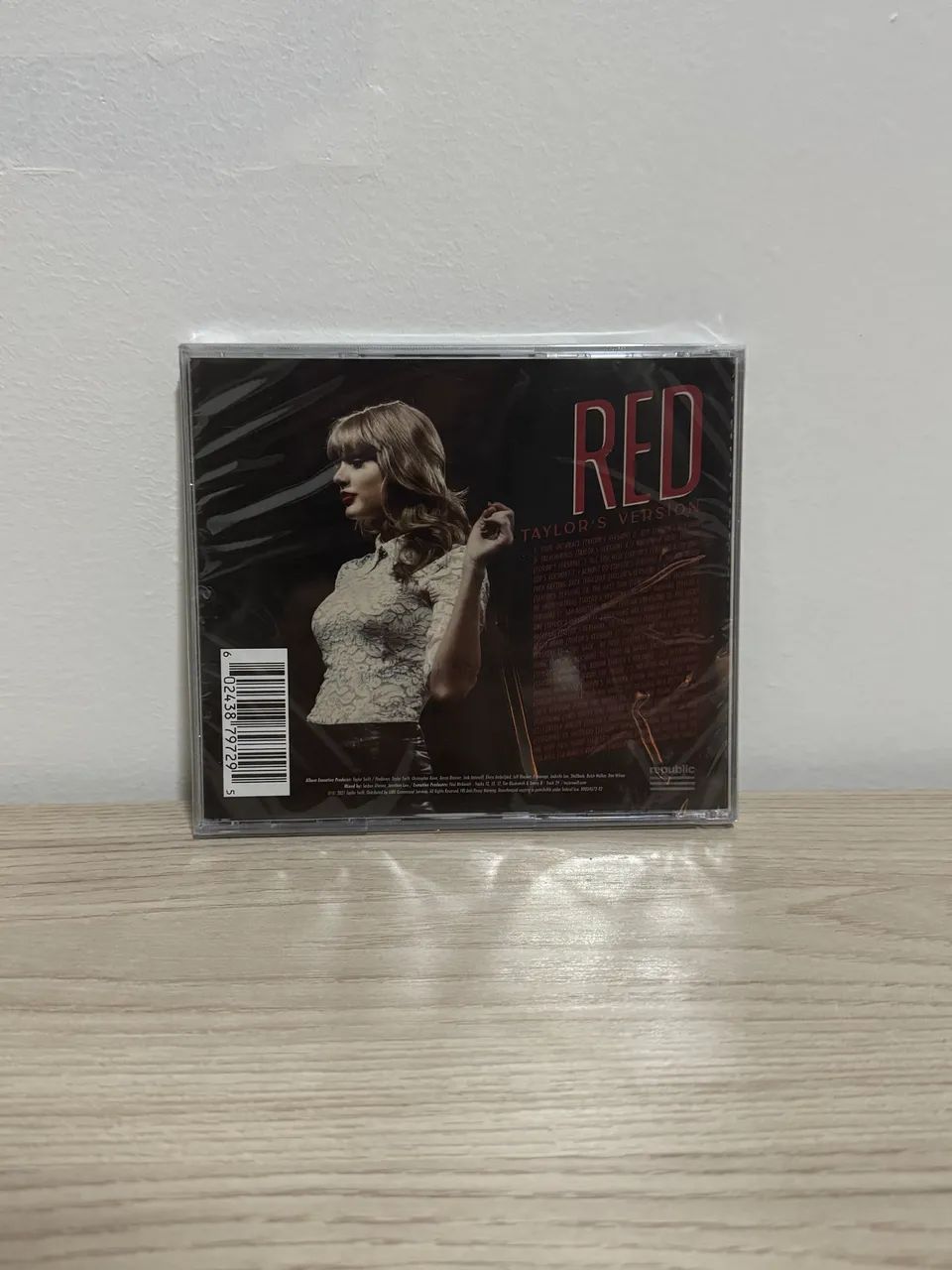 CD autografado Taylor Swift Red (Taylor's version) lacrado - CDs