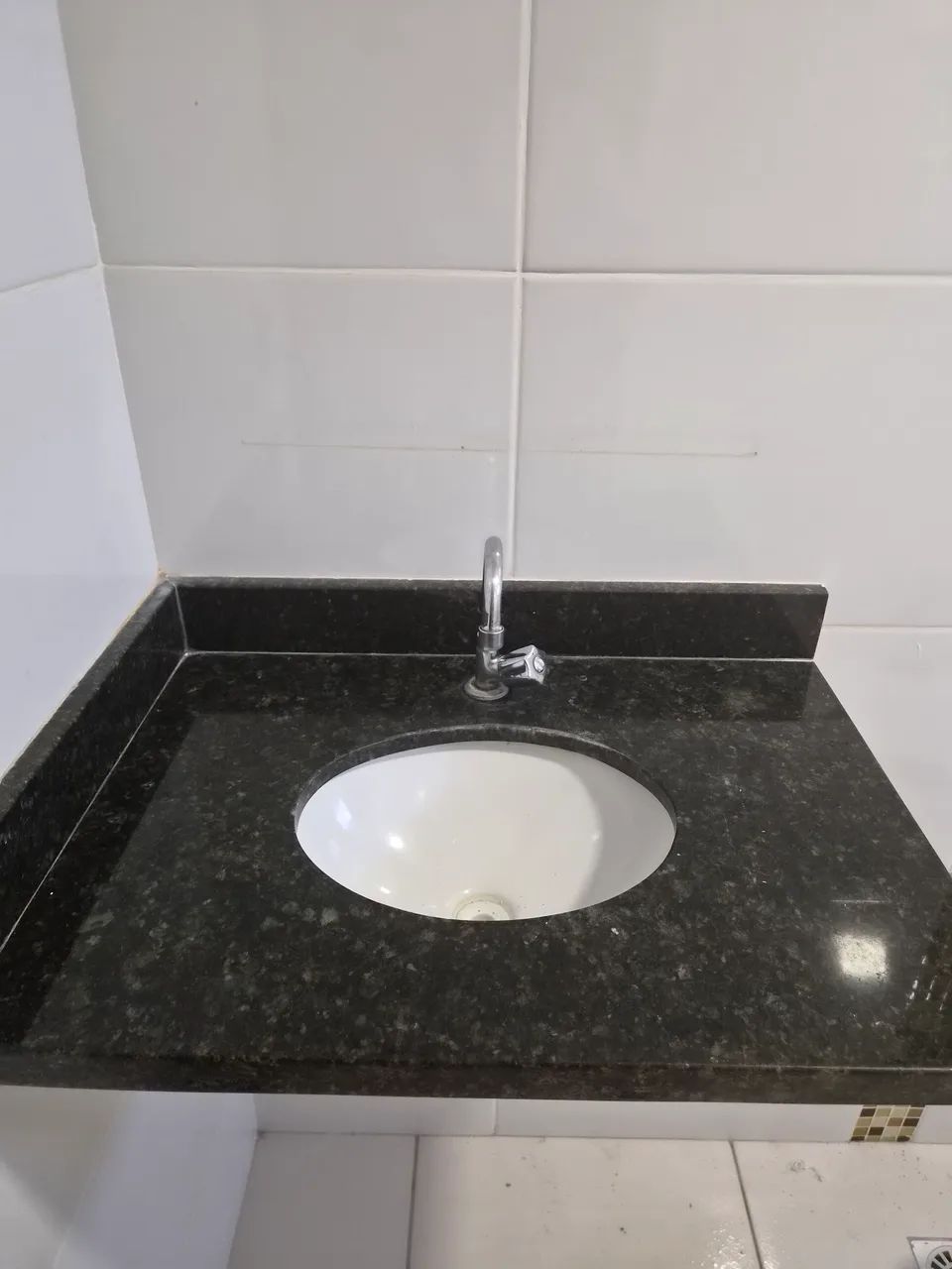 Bancada granito banheiro - Foto 2