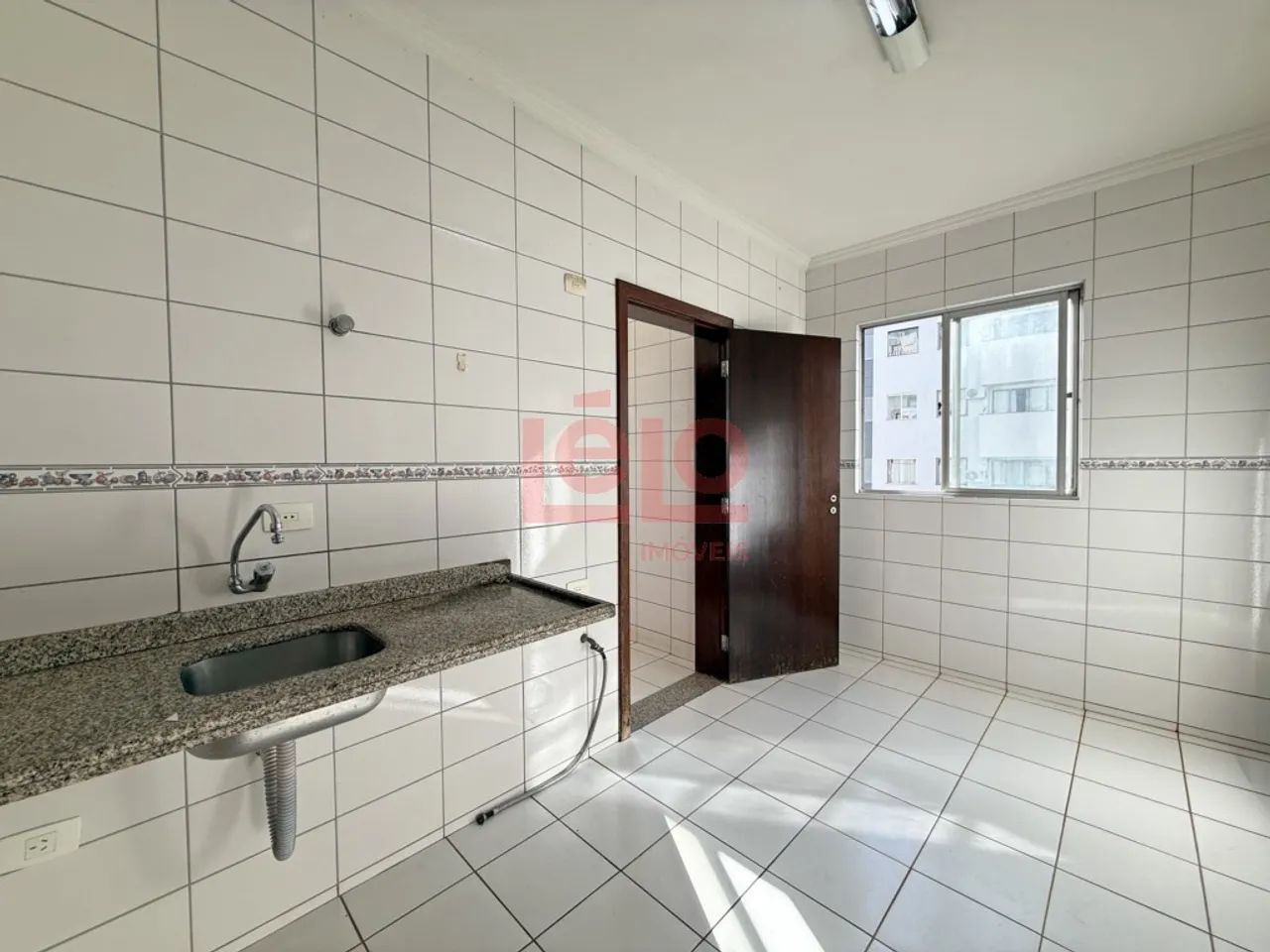 Apartamento 03 quartos Zona 07 - Próximo a UEM. - Foto 2