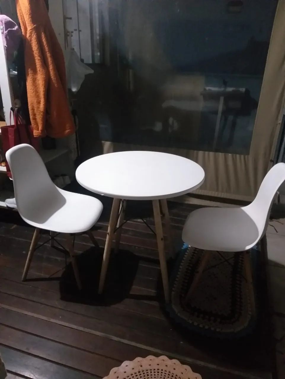 Mesa com 2 cadeiras - Foto 2