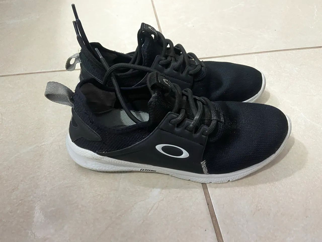Tênis Oakley  - Foto 2
