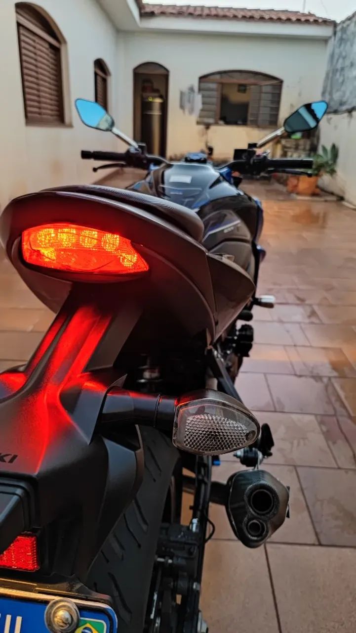 GSX S 750 2021 - Foto 5