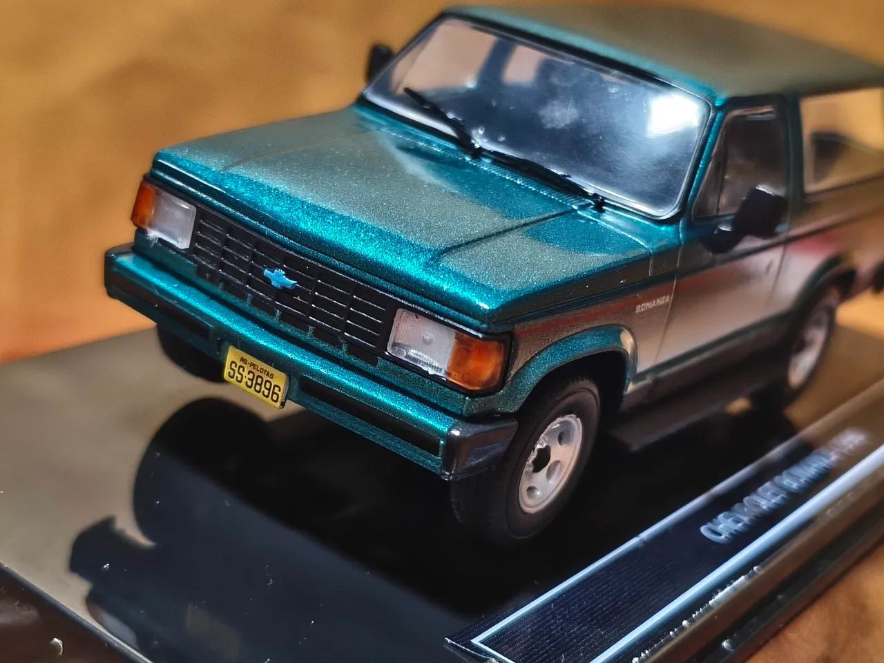 Chevrolet Bonanza 1990 1:43