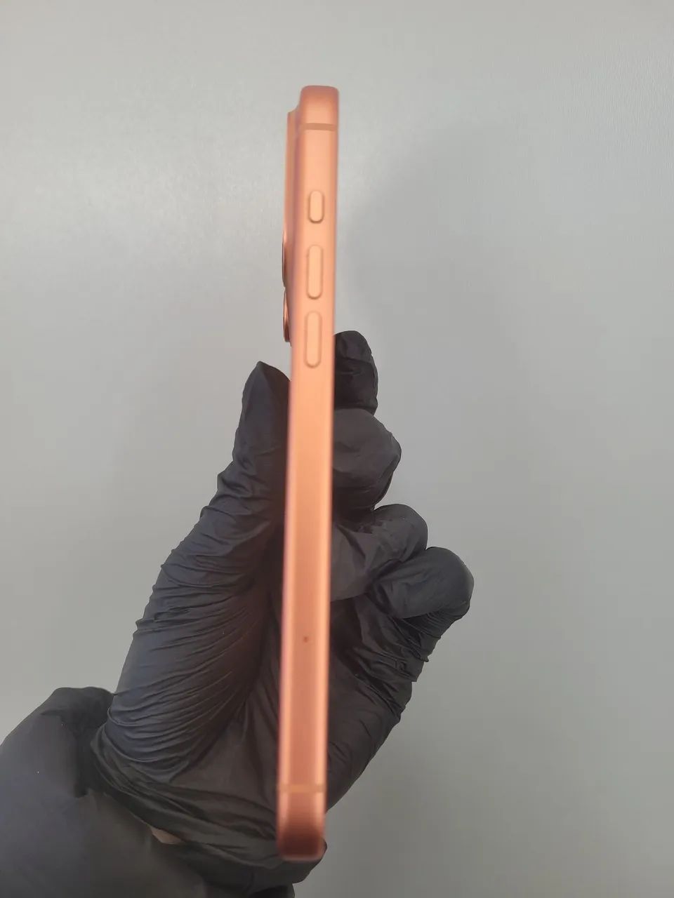 Carcaça Original iPhone 17 Pro Max Laranja com Chip Usada(Contem marcas de uso) - Foto 5