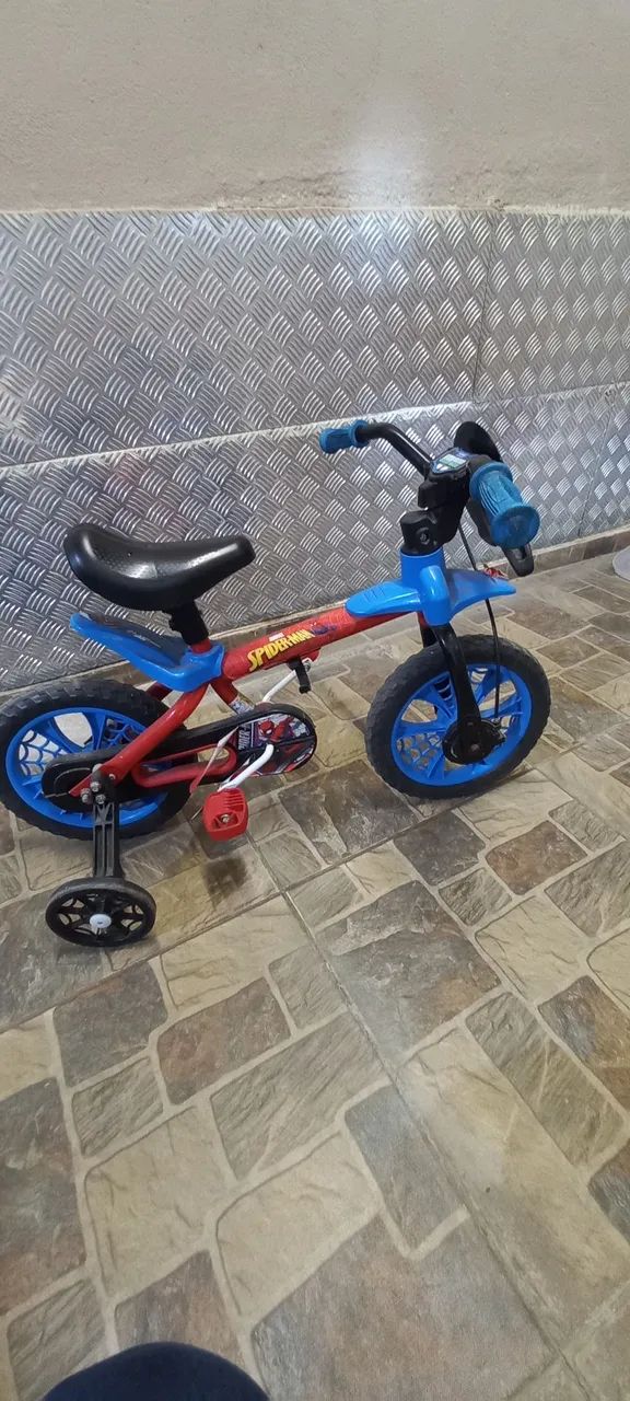 Bicicleta homem aranha - Foto 2