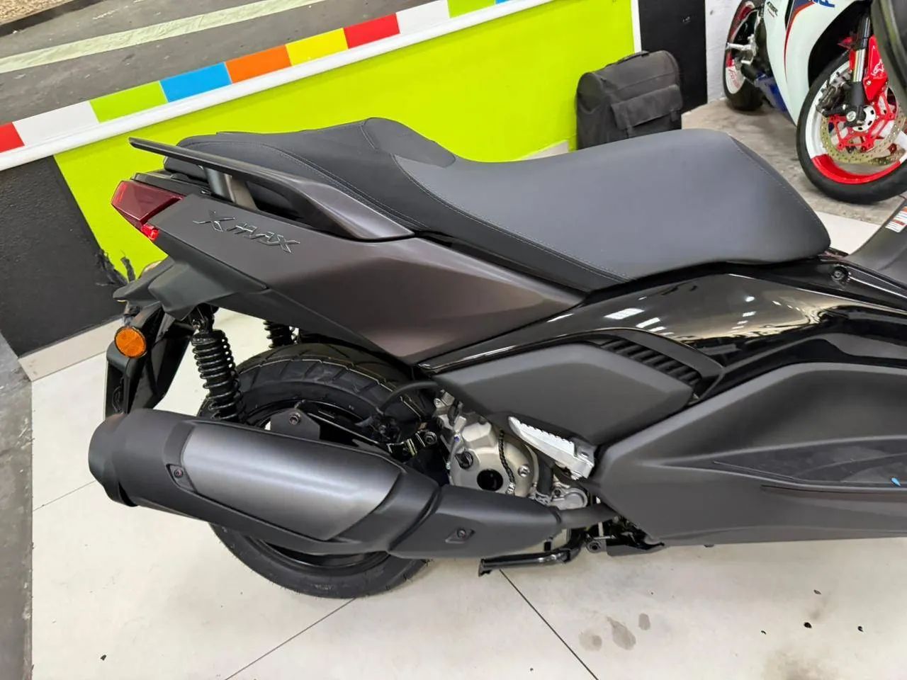 YAMAHA YZF R15 - Foto 4
