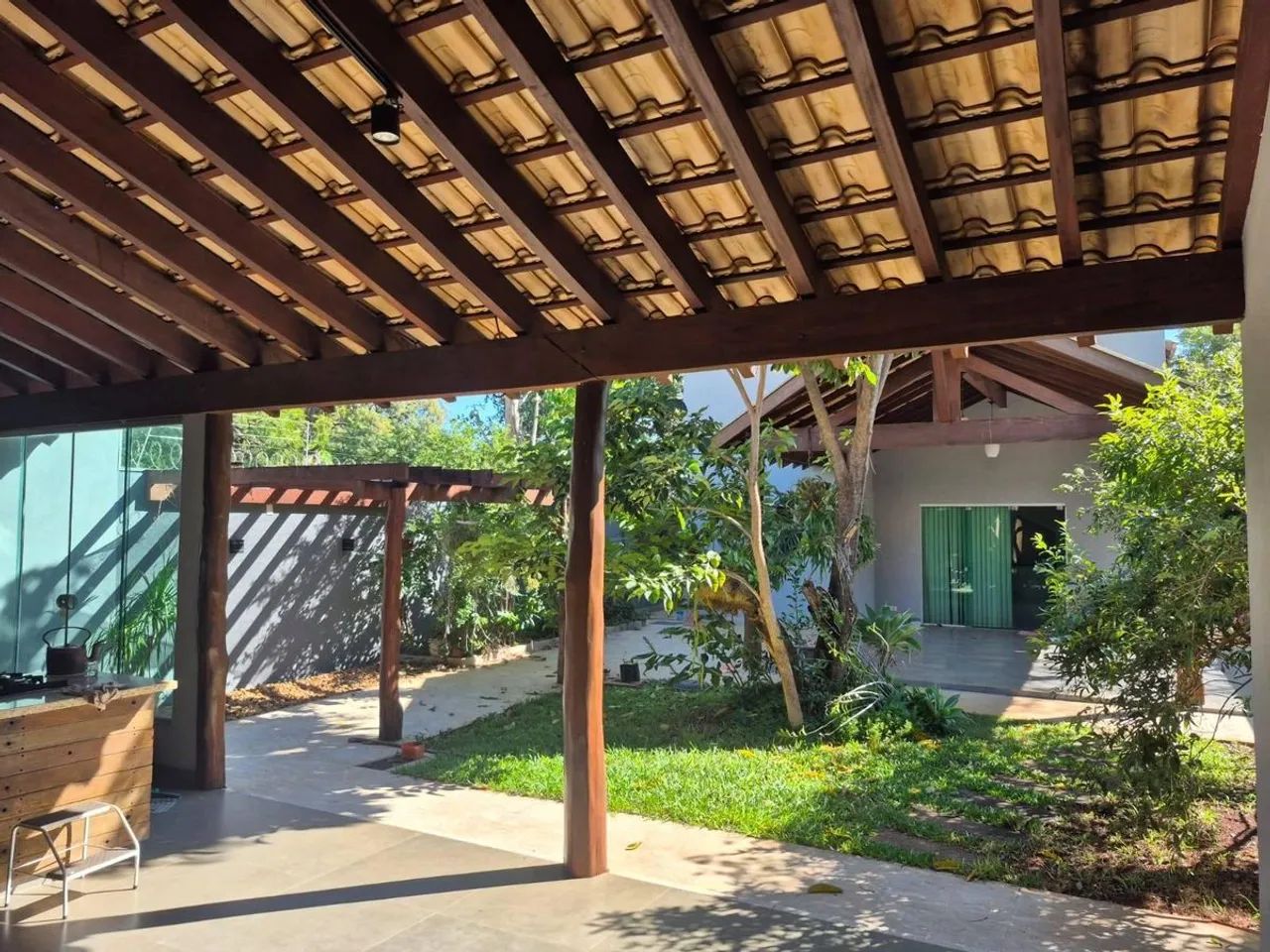 Excelente sobrado com 1 suíte e 3 quartos - Foto 2