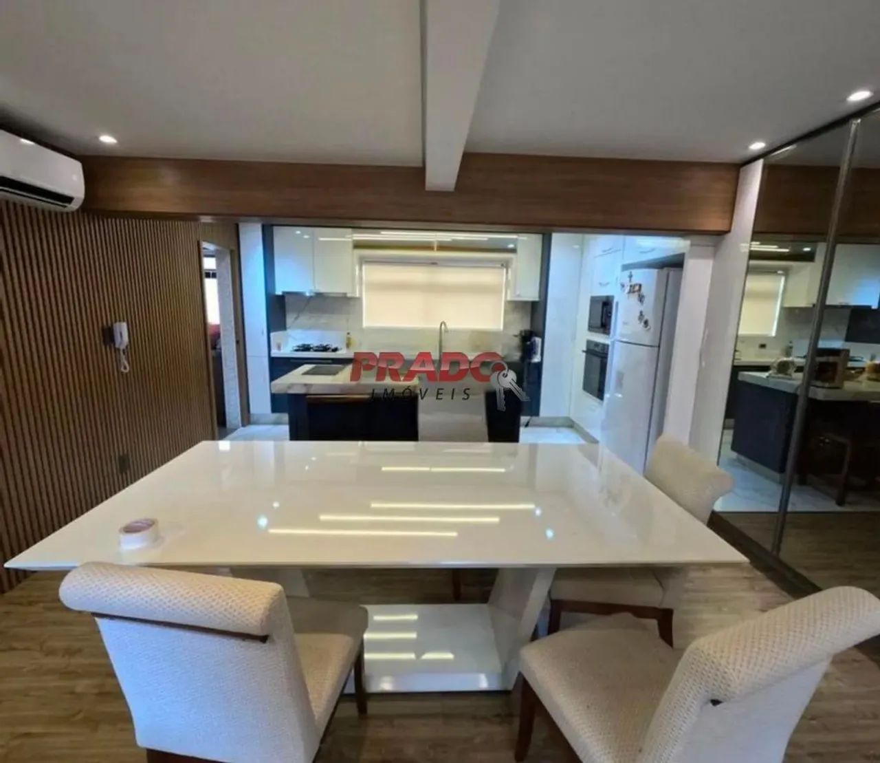 Apartamento à venda em Maringá, Zona 01, com 3 quartos, com 130 m², EDIFÍCIO ATLANTIS