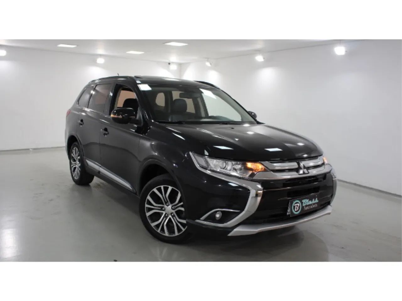 Mitsubishi Outlander OUTLANDER COMFORT 2.0 16V Aut. 2016