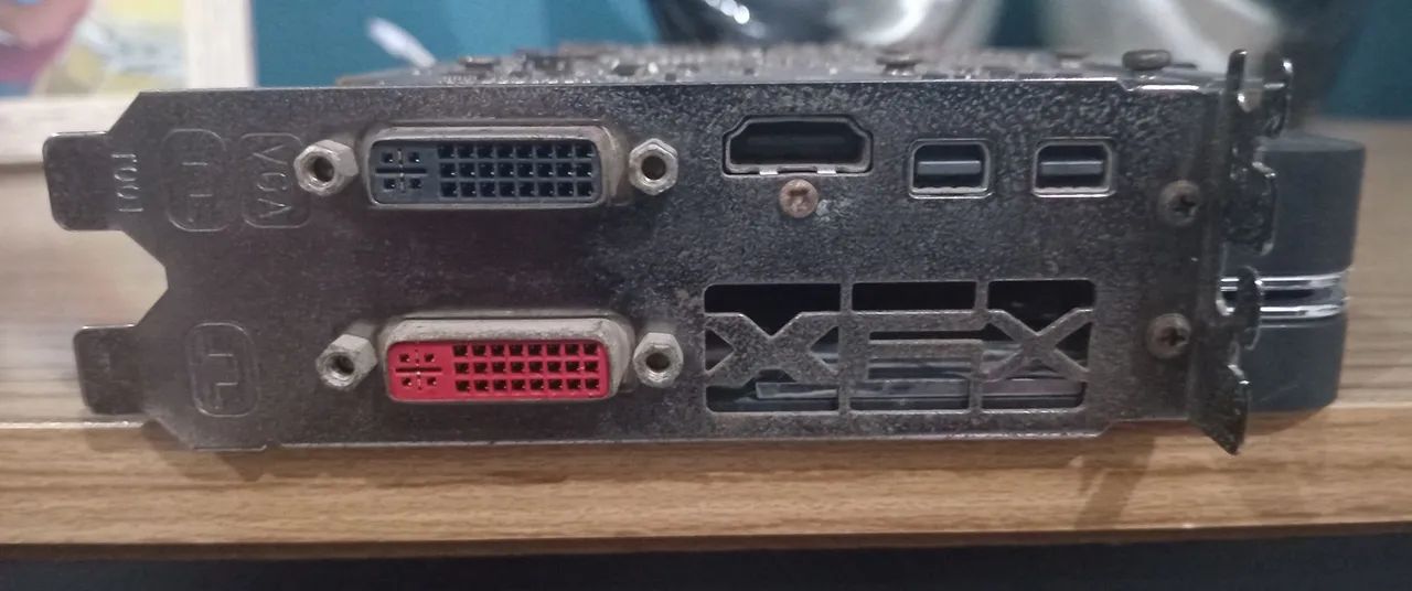 Placa de Video Amd Radeon XFX R9 280x 3GB - Foto 4