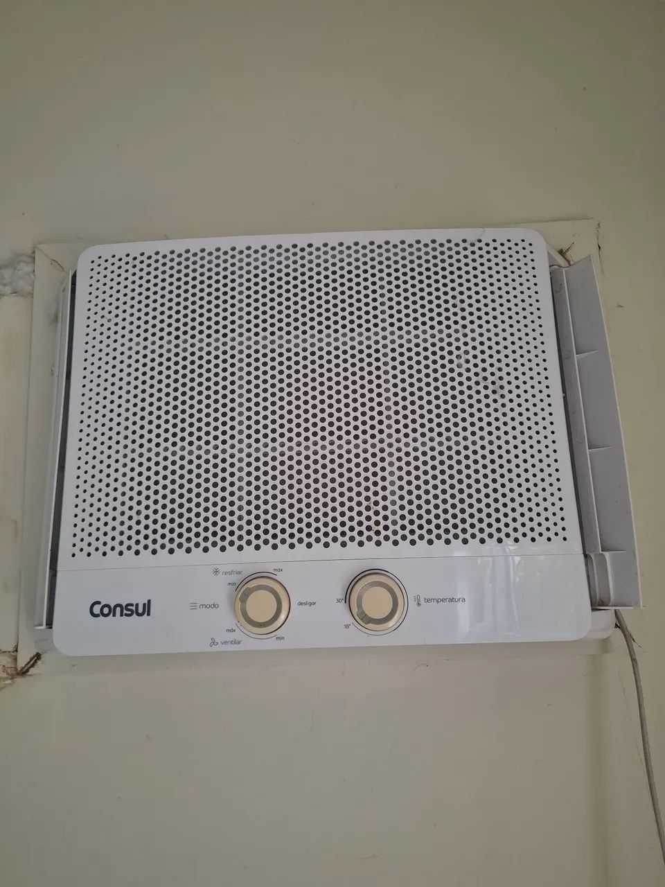 Ar-Condicionado Consul de Janela - Usado - Funcionando Perfeitamente
