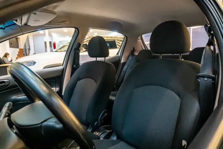 Peugeot 207 2015