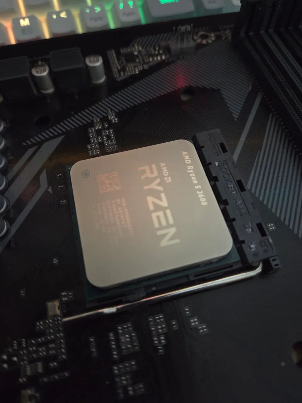 kit Ryzen 5 3600 + b550m ds3h gigabyte  - Foto 2