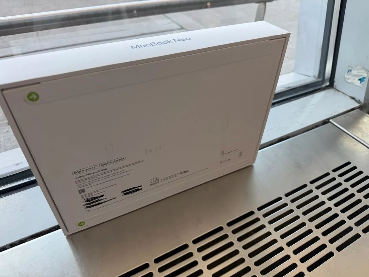 Apple MacBook Neo Indigo 13 Pol 256GB Lacrado - Notebooks