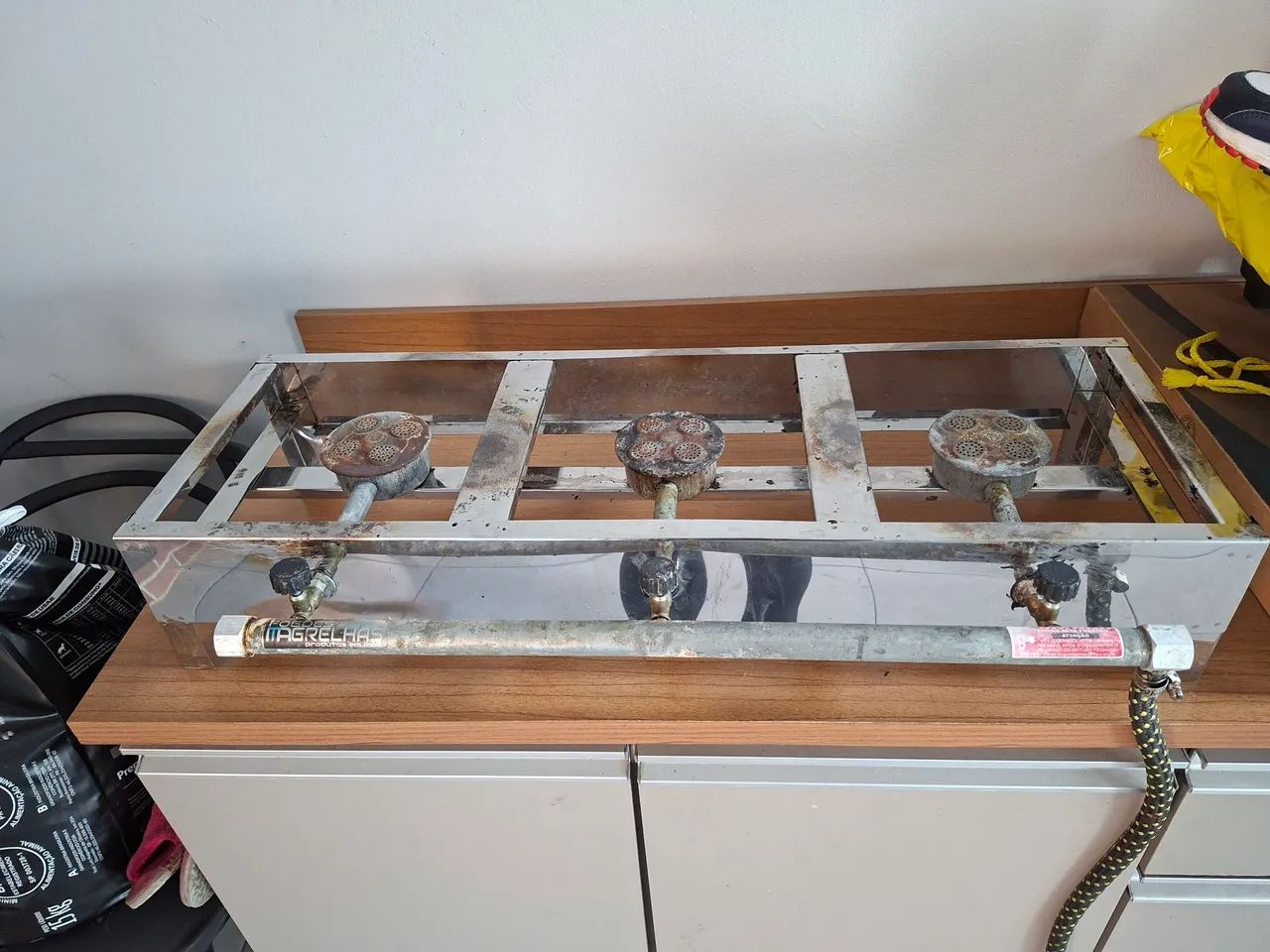Vendo fogão com 3 bocas a gás  - Foto 2