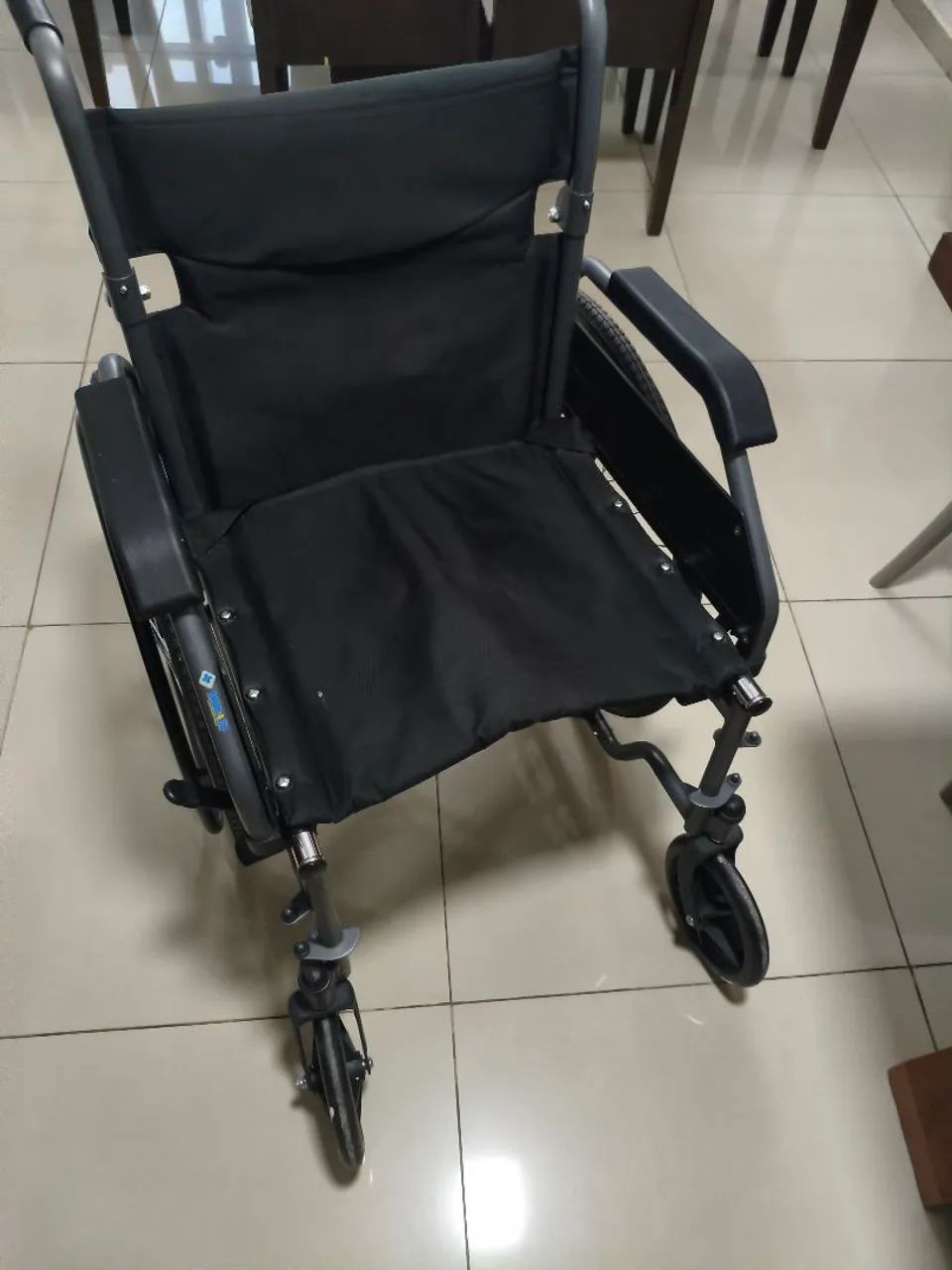 Cadeira de Rodas - Foto 3