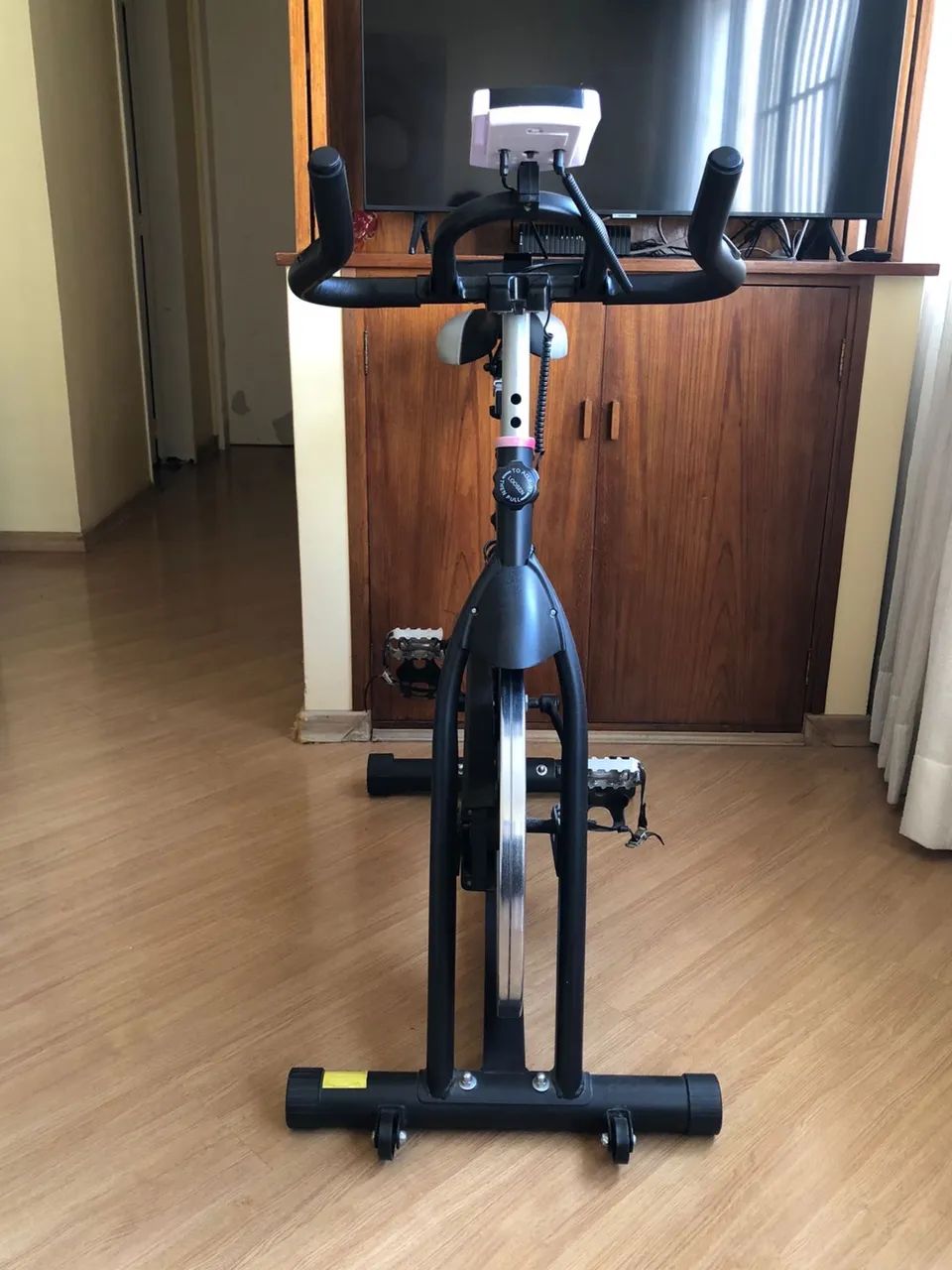 BICICLETA SPINNING KIKOS F5I RODA DE INÉRCIA 10KG