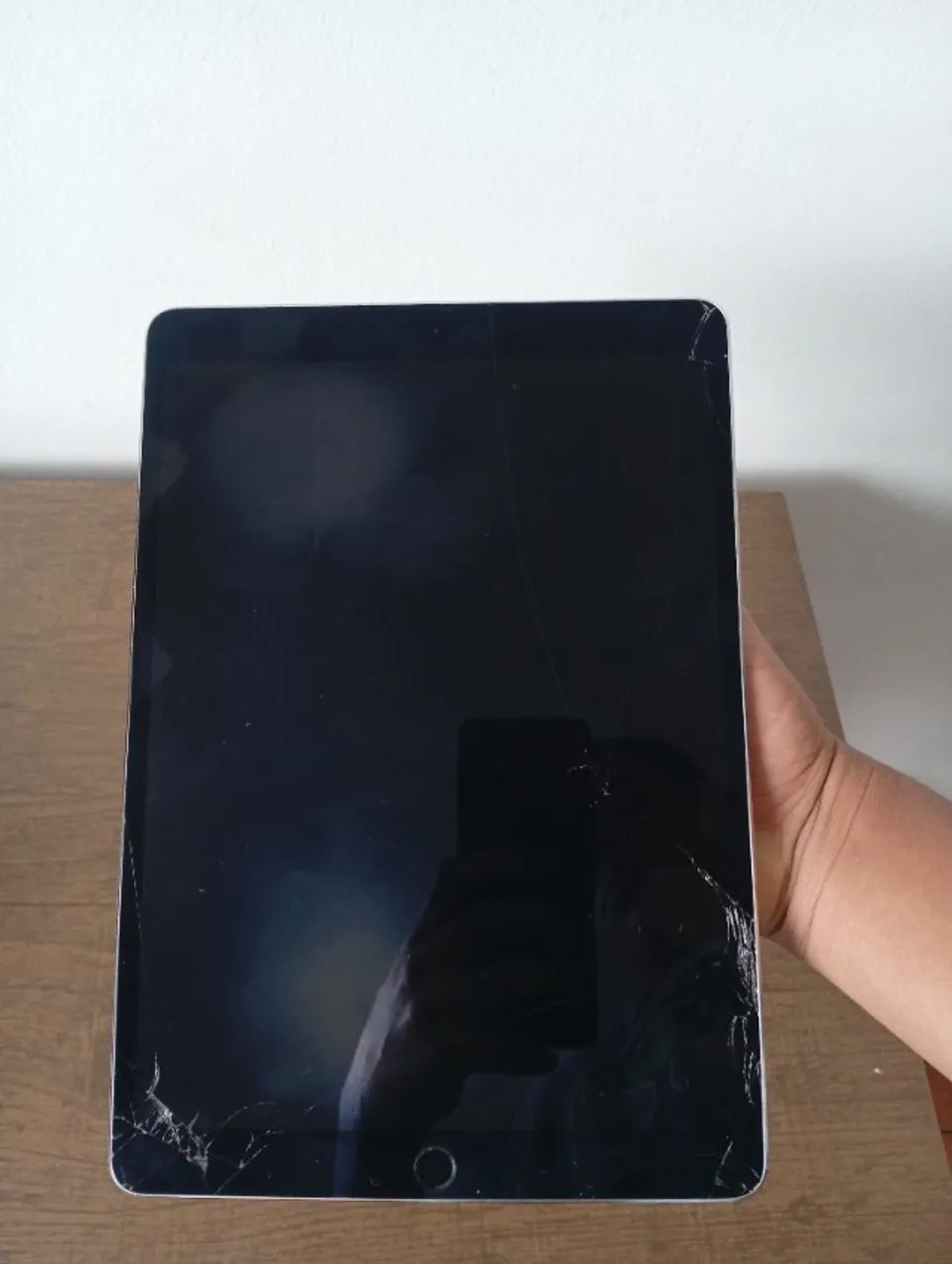 iPad Pro Com Defeito (Para Conserto ou Retirada de Peças)