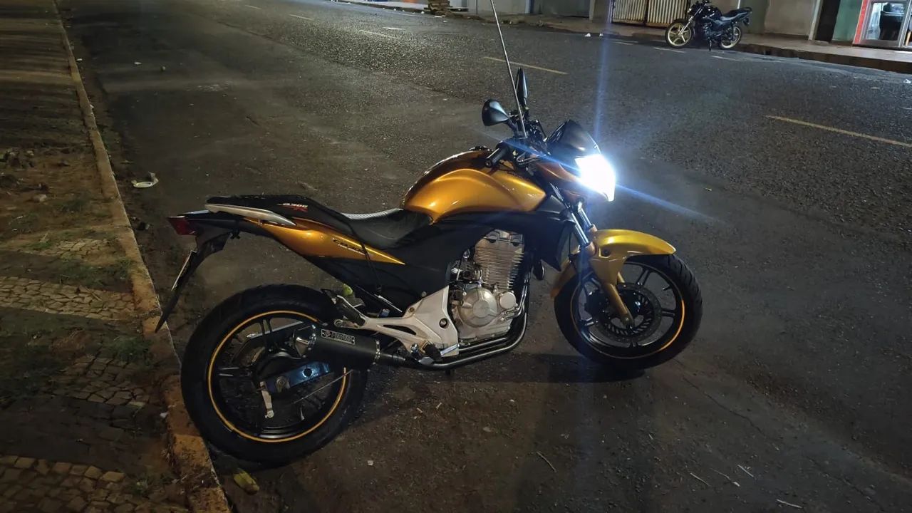 Vendo cb300 extra  - Foto 2