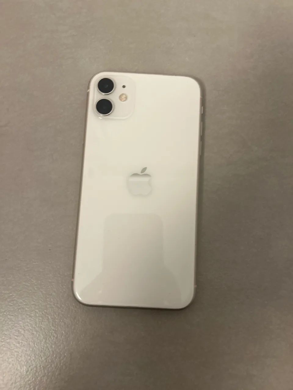 iPhone 11 seminovo
