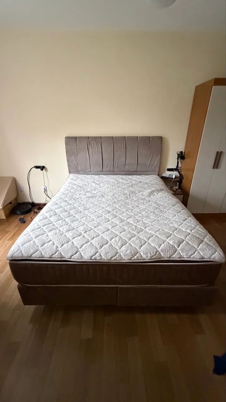 Cama box queen