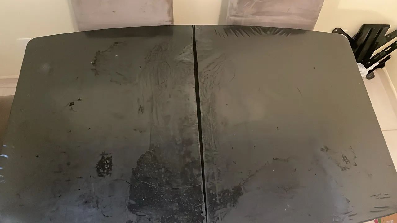 Conjunto mesa e 6 cadeiras em madeira maciça  - Foto 5