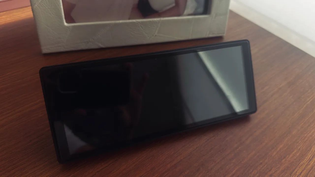 Central multimídia automotiva portátil com tela touchscreen de 7 polegadas. - Foto 2