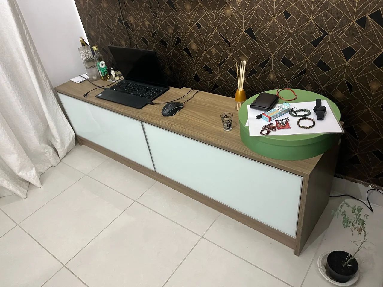 Rack com gavetas em vidro branco  - Foto 3