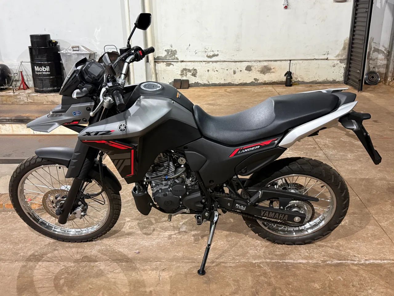 XTZ Lander 250 nova  - Foto 4