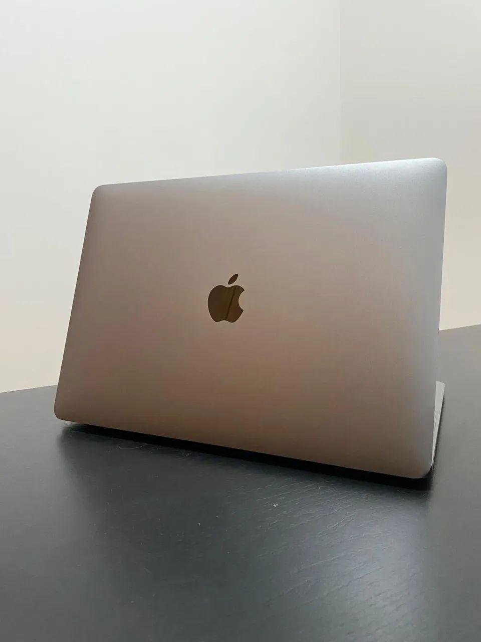 MacBook Air 2018 || 16GB RAM || 256 GB SSD. Seminovo em perfeitas