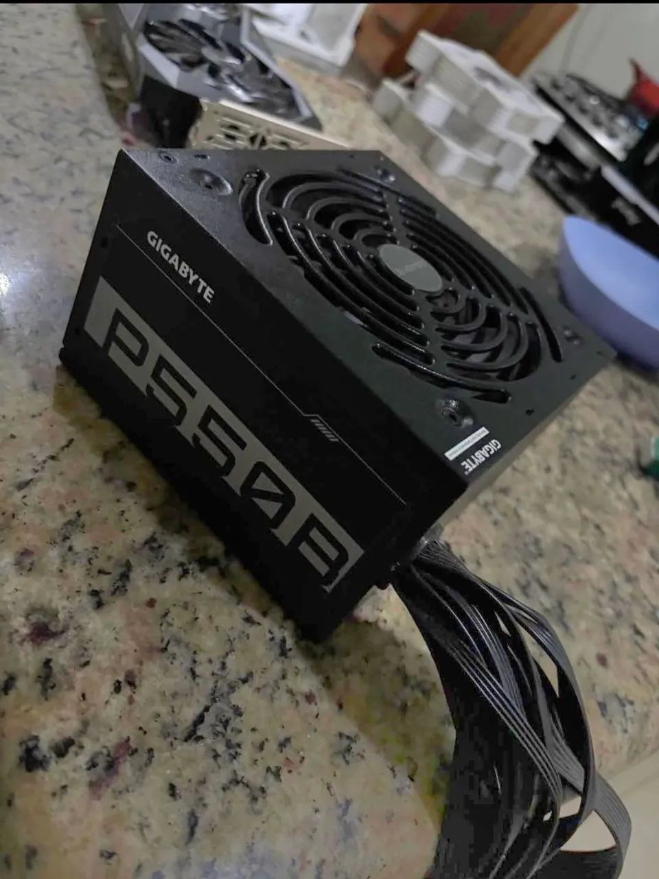 Fonte p550b Gigabyte 550w