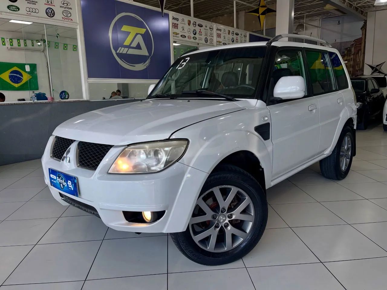 Mitsubishi Pajero 2013
