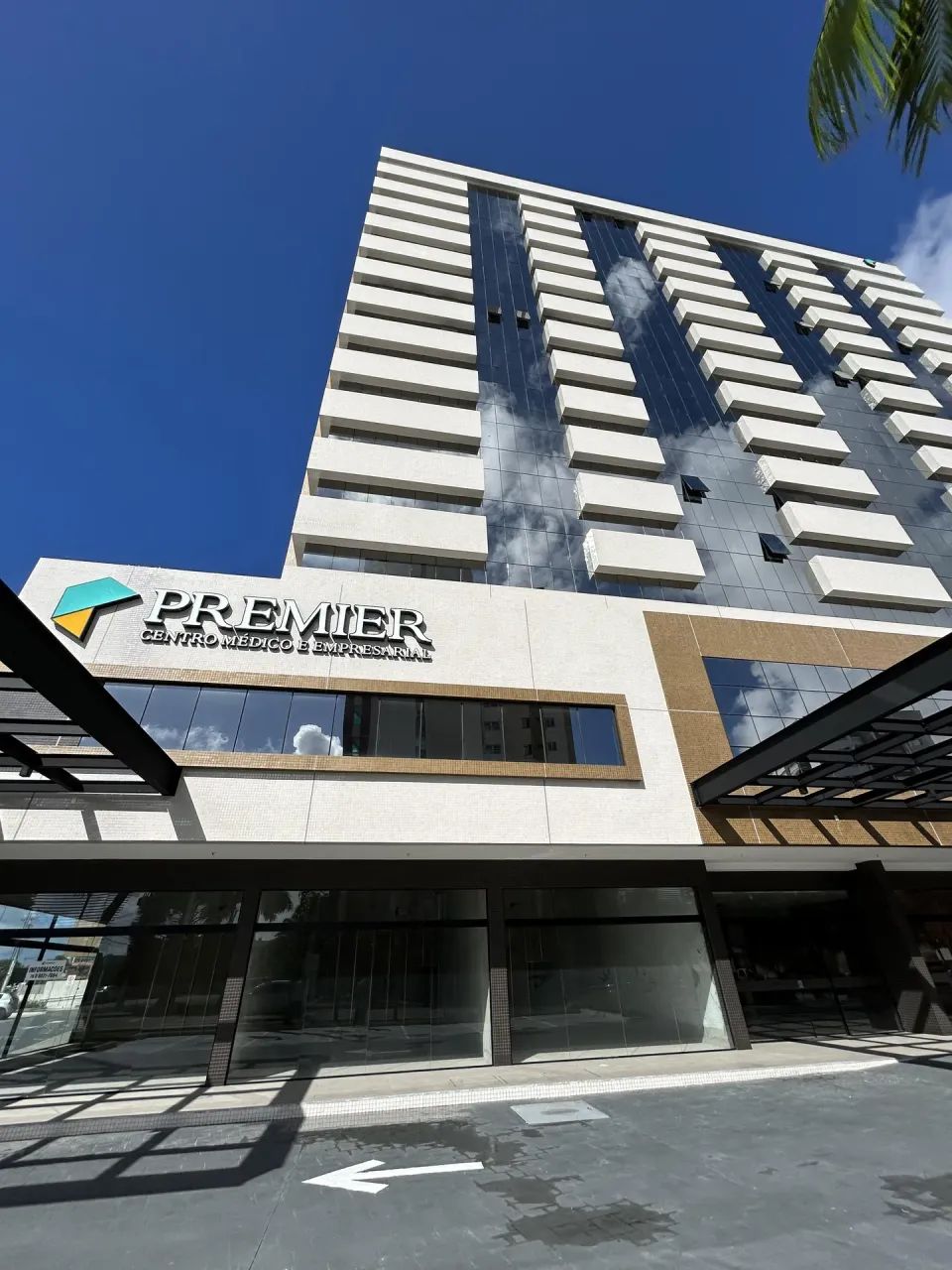 Sala para alugar no condominio Centro Médico Empresarial Premier, Bairro Jardins