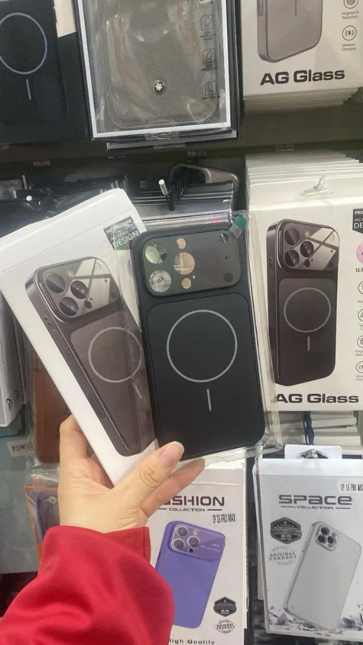 Capa que imita o iPhone 17 Pro Max Laranja  - Foto 2