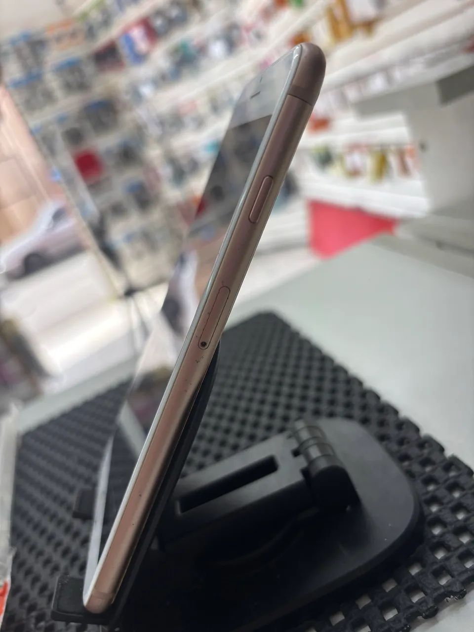 IPHONE 8 PLUS DOURADO (USADO)
