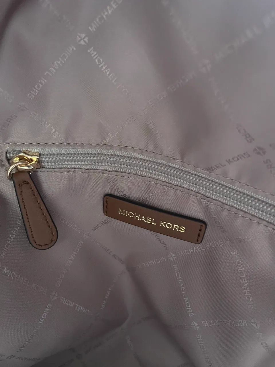 Mochila Michael Kors Couro Marrom Original  - Foto 5