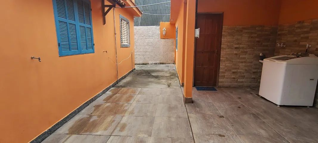 Casa de 5 quartos com área gourmet e quintal em Unamar - Foto 2