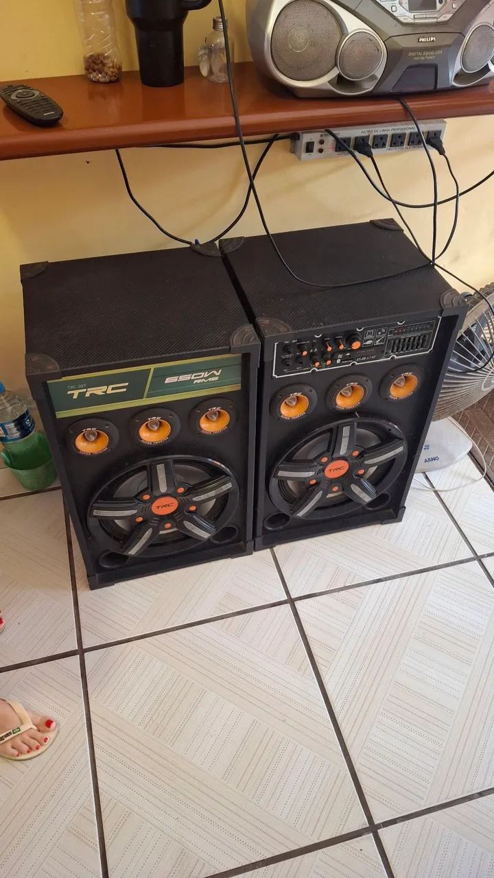 Caixa de som TRC-389