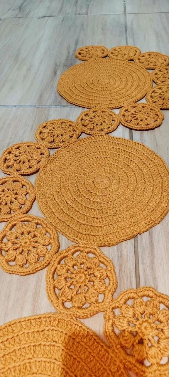 Trilho de mesa de crochê  - Foto 4