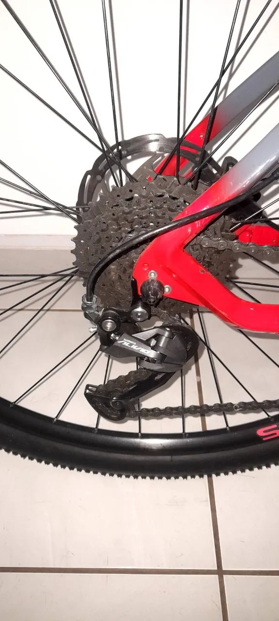 Bicicleta OGGI 7.0 em excelente estado - Foto 5
