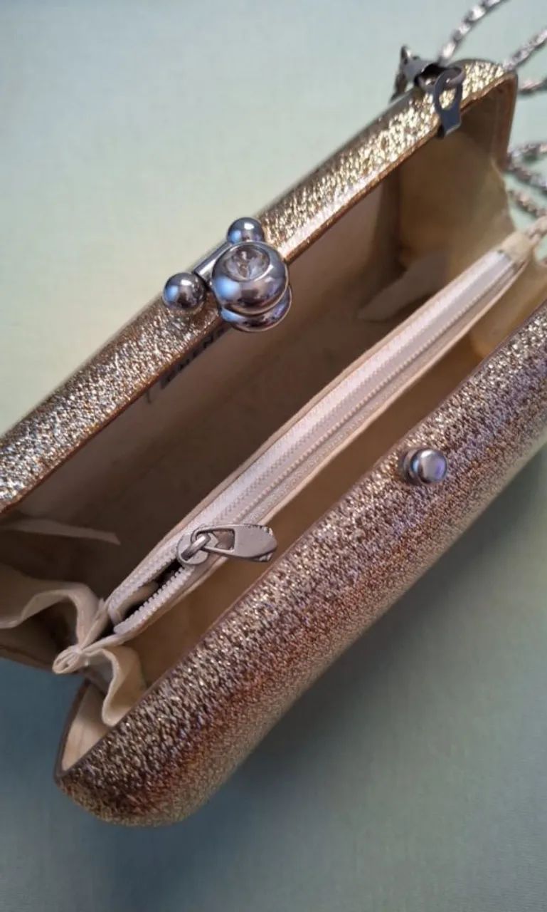 Clutch Dourada com corrente - Foto 2
