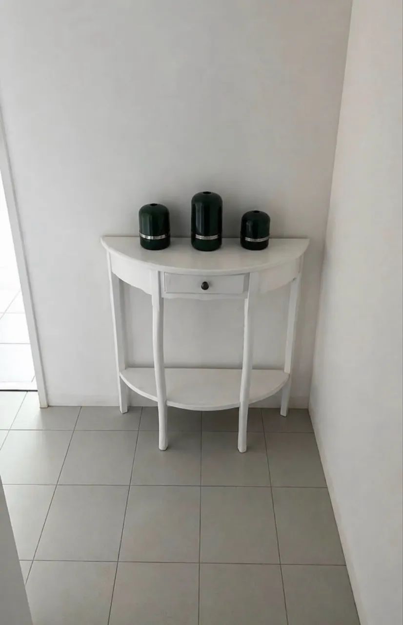 mesa de canto semicircular 